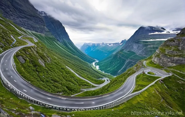 노르웨이의 베스트 드라이브 루트 - **Geirangerfjord View from Ørnesvingen**
A breathtaking panoramic view of the Geirangerfjord fro... 노르웨이의 베스트 드라이브 루트 - **Geirangerfjord View from Ørnesvingen**
A breathtaking panoramic view of the Geirangerfjord fro...